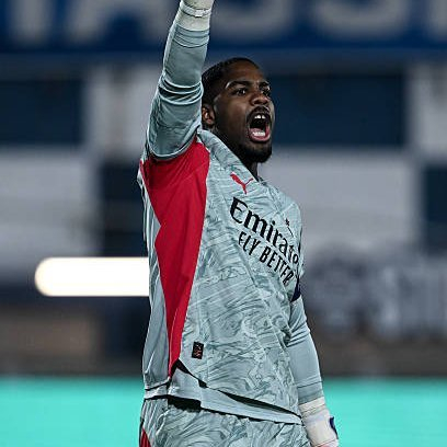 体育官网-迈尼昂经纪人赴意协商续约,500万欧年薪+奖金待定|乔纳森·科贝|迈克·迈尼昂|意大利|ac米兰|米兰_新浪体育_新浪新闻